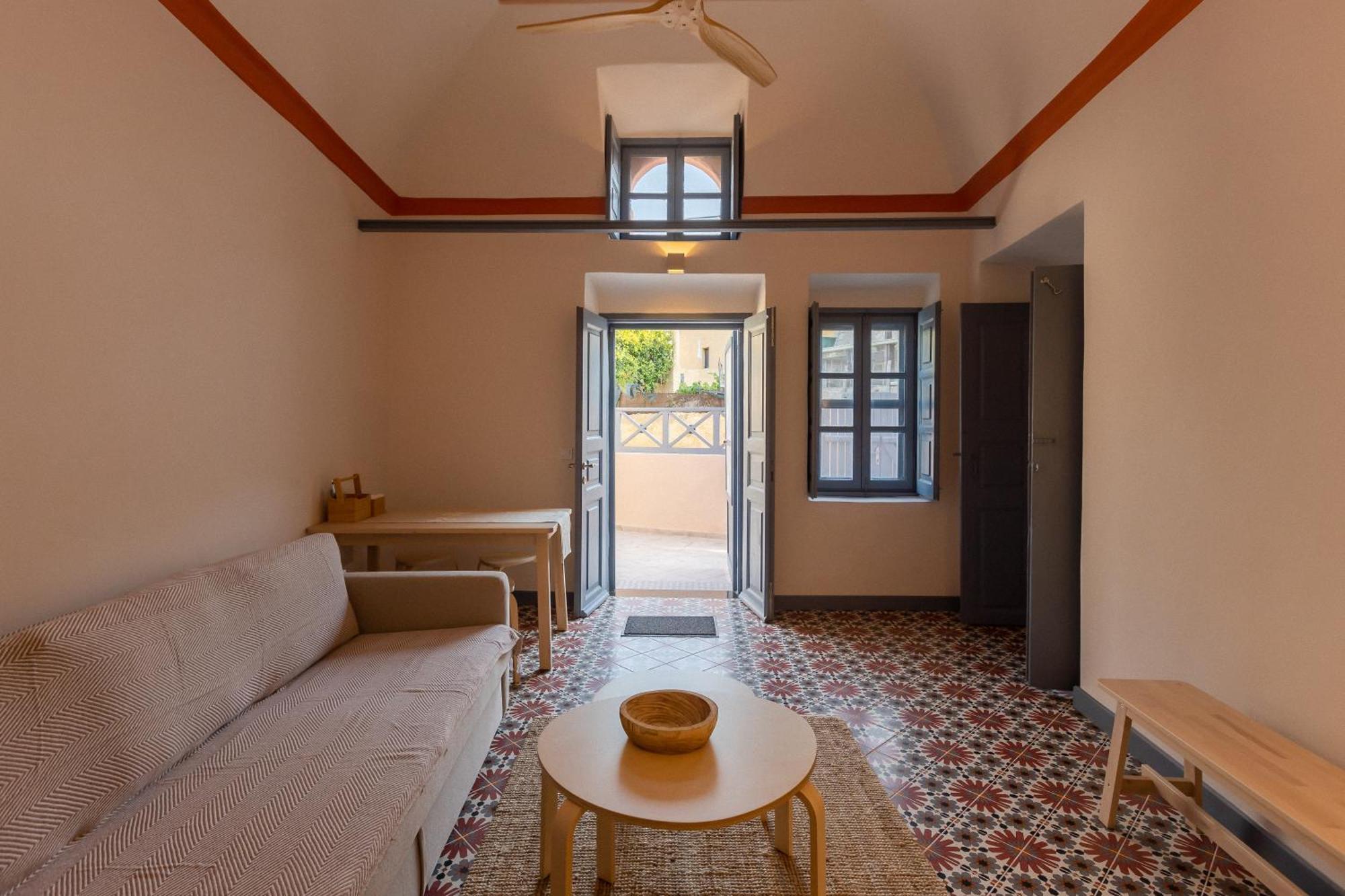 St.Mammas Traditional Apartment Mesaria Zewnętrze zdjęcie